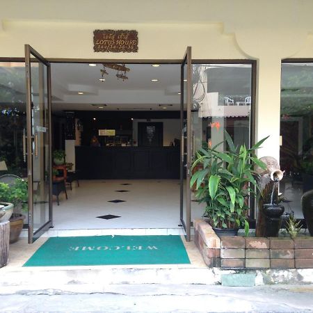Lotus House Hotel Bãi biển Jomtien Ngoại thất bức ảnh